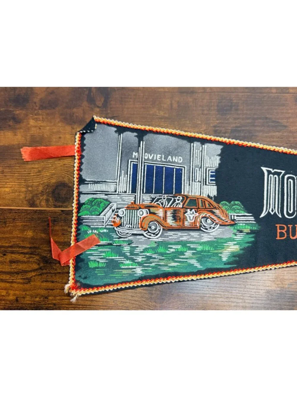 Vintage Movieland Wax Museum Buena Park California Felt Pennant
